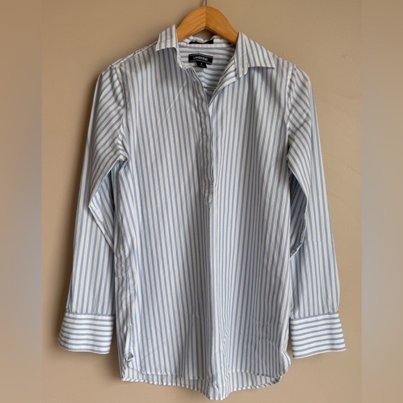 LANDS END Women's No Iron Button Front Shirt blue and white stripe Cotton Beach - Picture 1 of 7